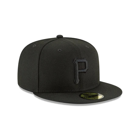 Pittsburgh Pirates MLB Black On Black 59FIFTY Cerrada