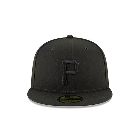 Pittsburgh Pirates MLB Black On Black 59FIFTY Cerrada